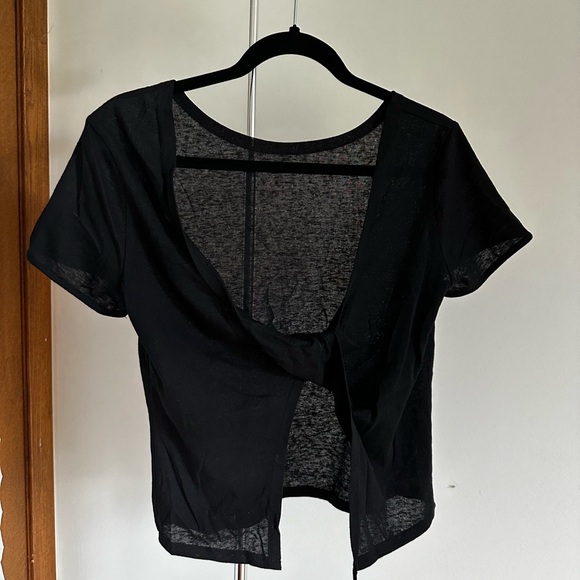 Open-Back T-Shirt Going Out Top - Picture 4 of 4